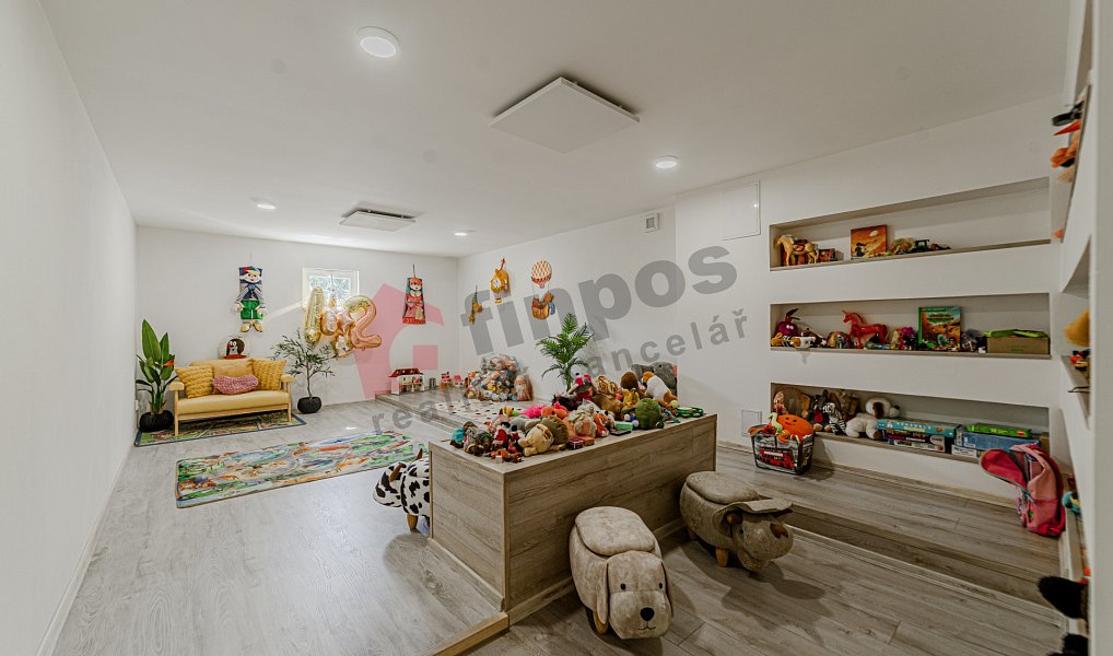 Pronájem bytu 3+kk 74 m², Bruntál – náhled fotky 10