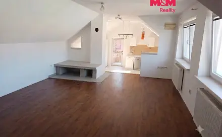 Pronájem bytu 3+kk 95 m², Náměstí, Žebrák, okres Beroun