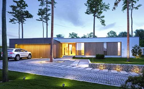 Prodej domu 225 m² s pozemkem 858 m², Ostředek, okres Benešov