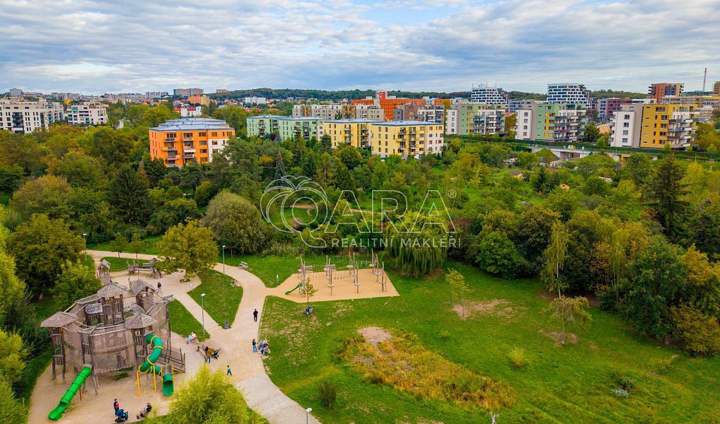 Prodej bytu 3+kk 79 m², Praha – náhled fotky 33