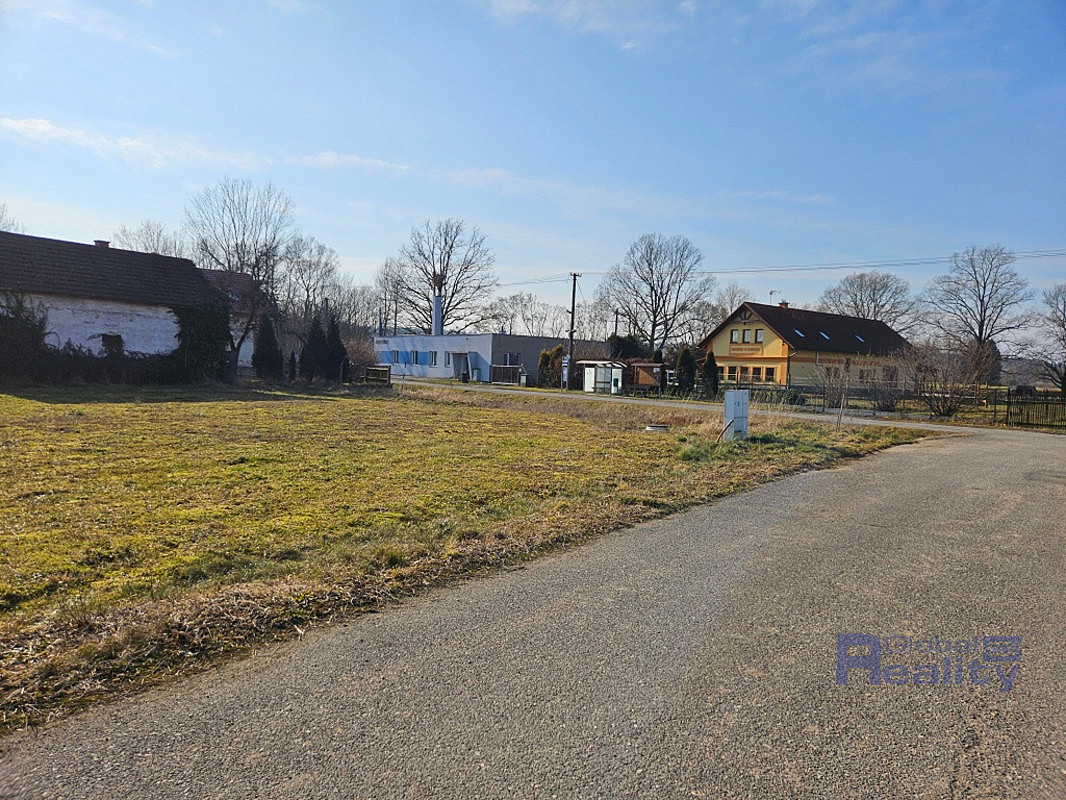 Prodej stavebního pozemku 2 137 m² – fotografie 3