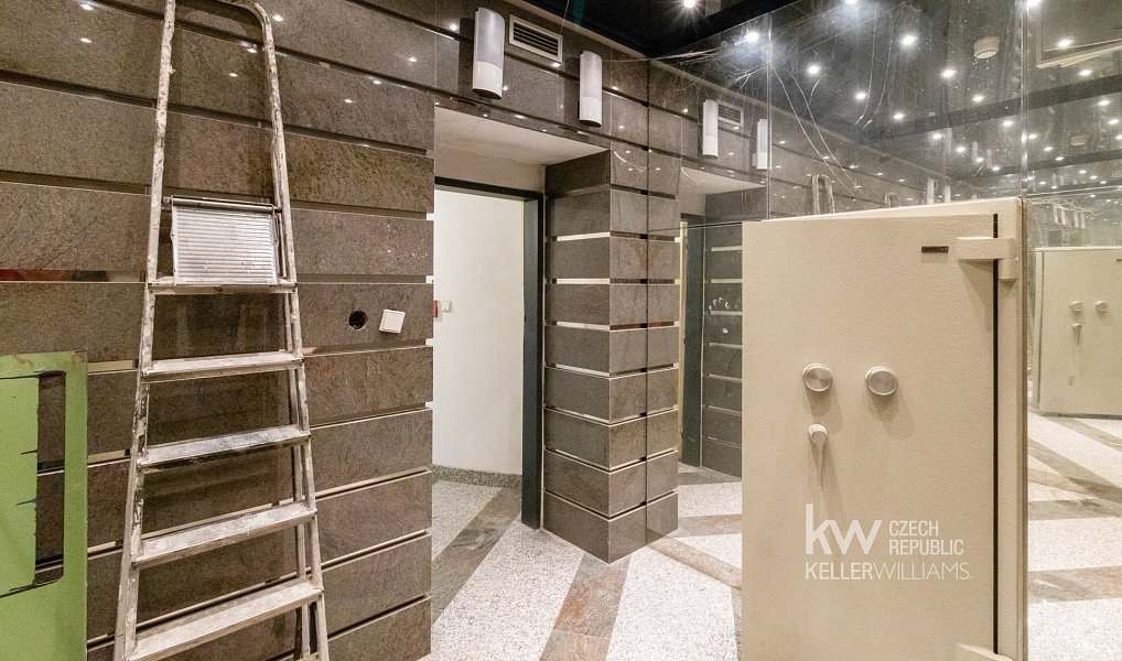 Pronájem obchodních prostor 1 073 m², Tábor – náhled fotky 25