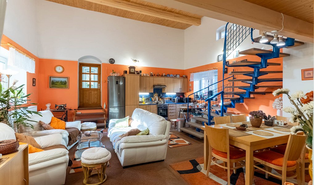 Prodej domu 612 m² s pozemkem 4 214 m², Fryšták – náhled fotky 35