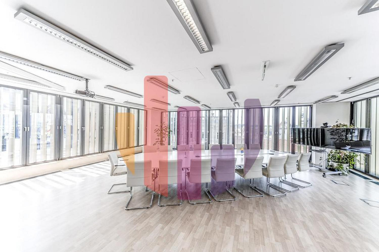 Pronájem kanceláře 133 m² — photo 3