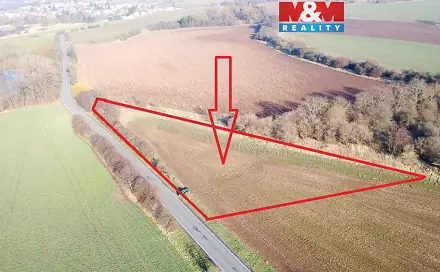 Prodej pole 2 538 m², Přistoupim, okres Kolín