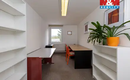 Pronájem kanceláře 200 m², Důlní, Teplice - Sobědruhy