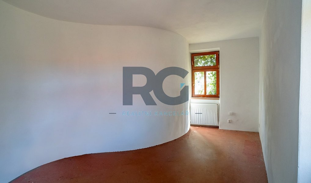 Prodej domu 330 m² s pozemkem 4 047 m², Záhoří – náhled fotky 4