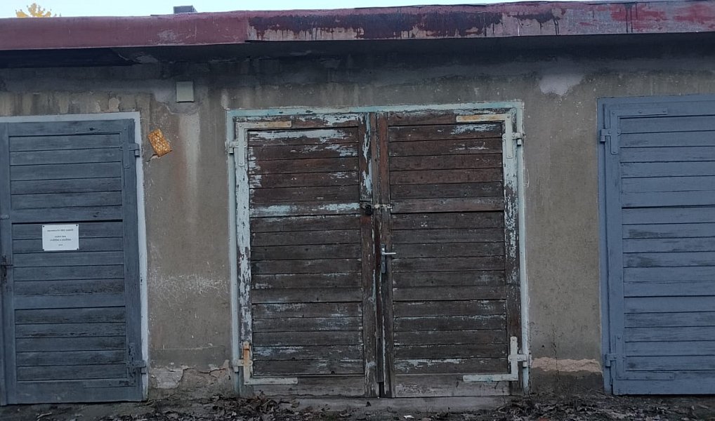 Pronájem Garáže 18 m2 Pardubice – Sezemická., Pardubice – náhled fotky 2