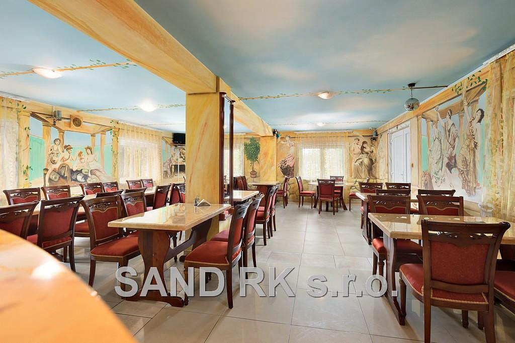 Prodej domu 3 600 m² s pozemkem 5 177 m² – fotografie 2