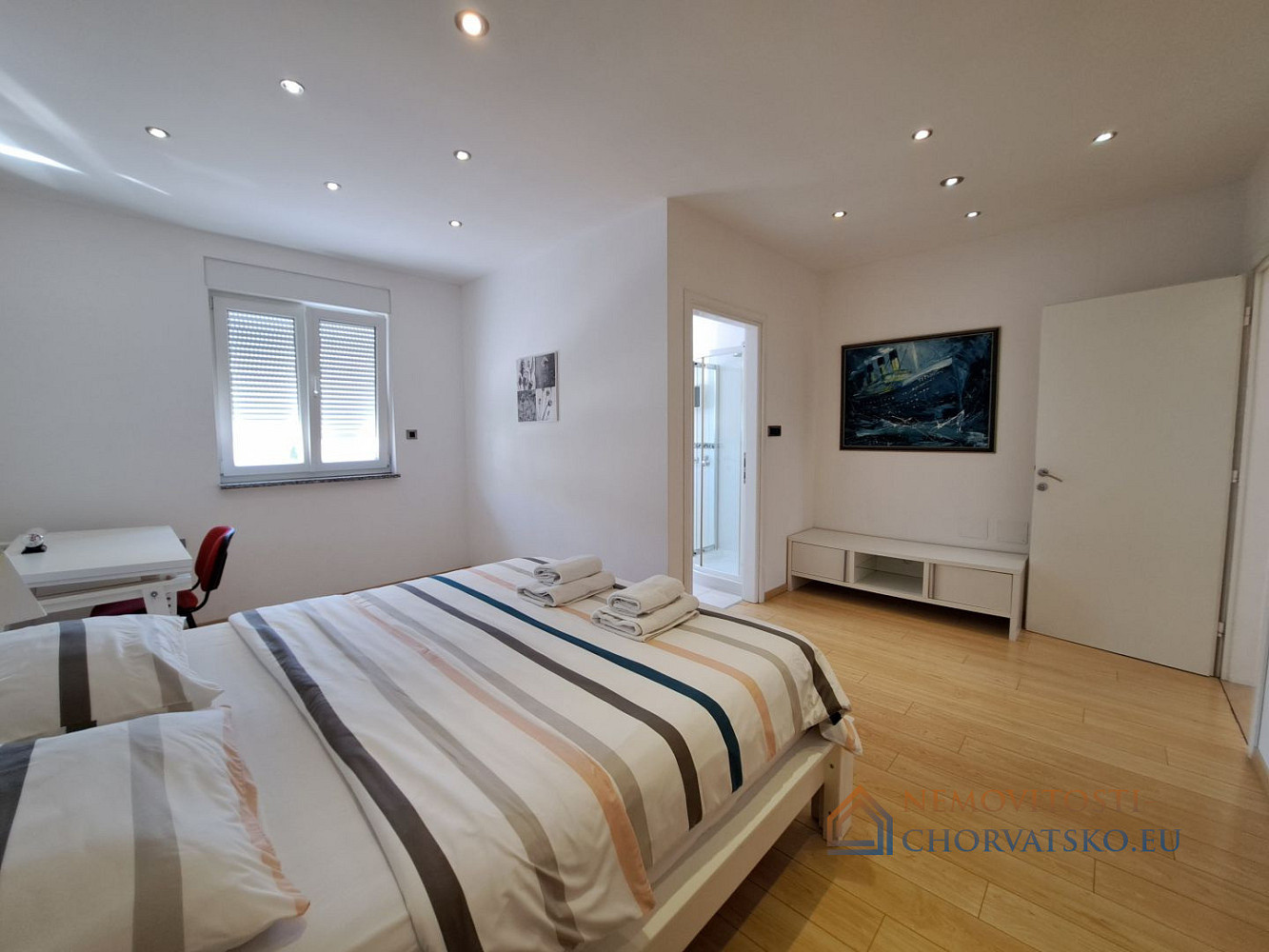 Prodej bytu 1+kk 173 m² - Widok 5