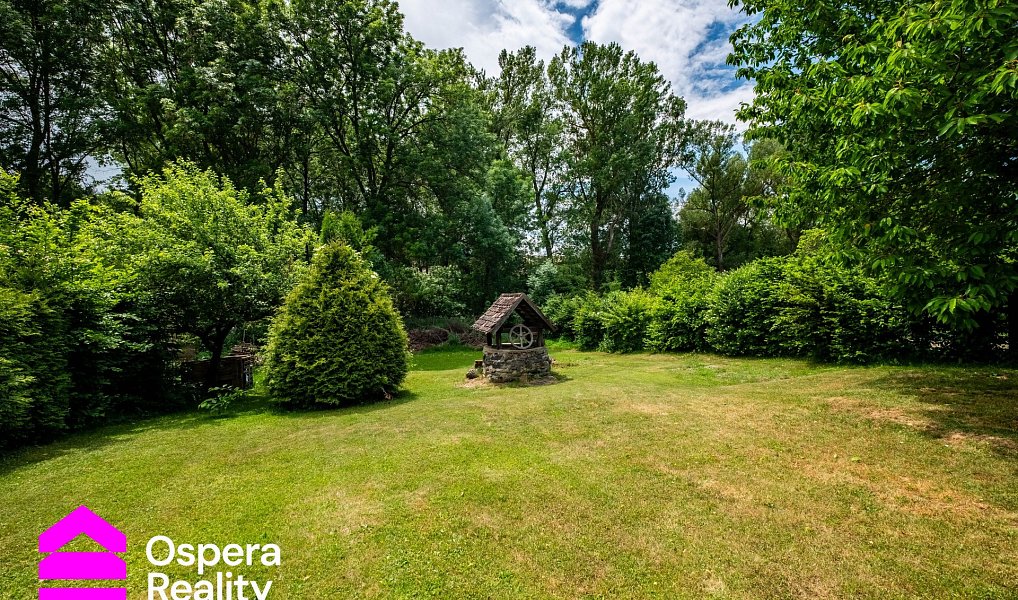 Prodej domu 137 m² s pozemkem 1 021 m², Starý Petřín – náhled fotky 16