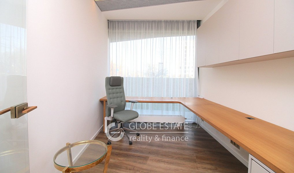 Prodej kanceláře 128 m², Praha – náhled fotky 4