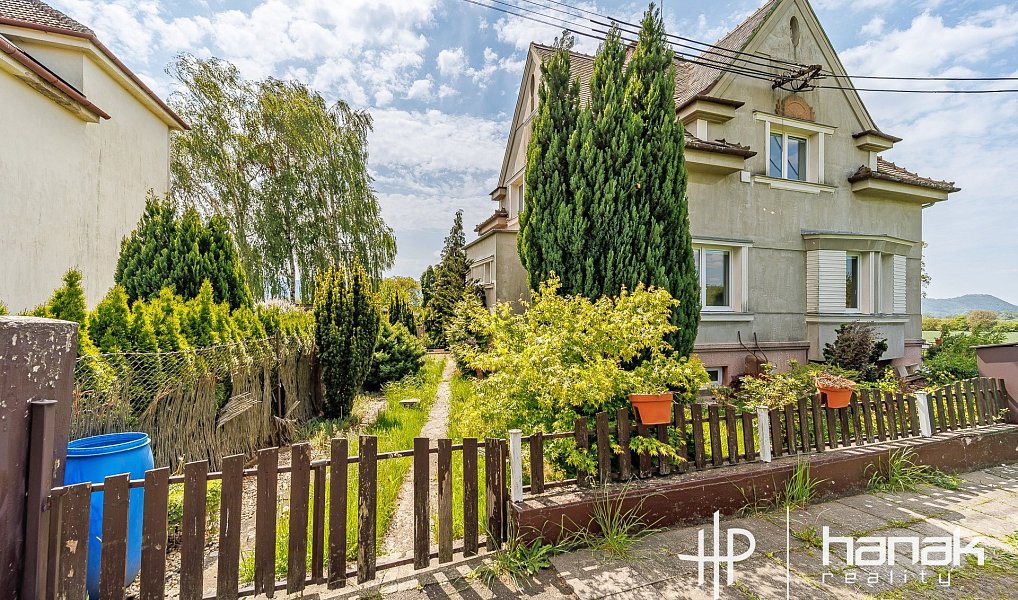 Prodej domu 253 m² s pozemkem 615 m², Hranice – náhled fotky 2