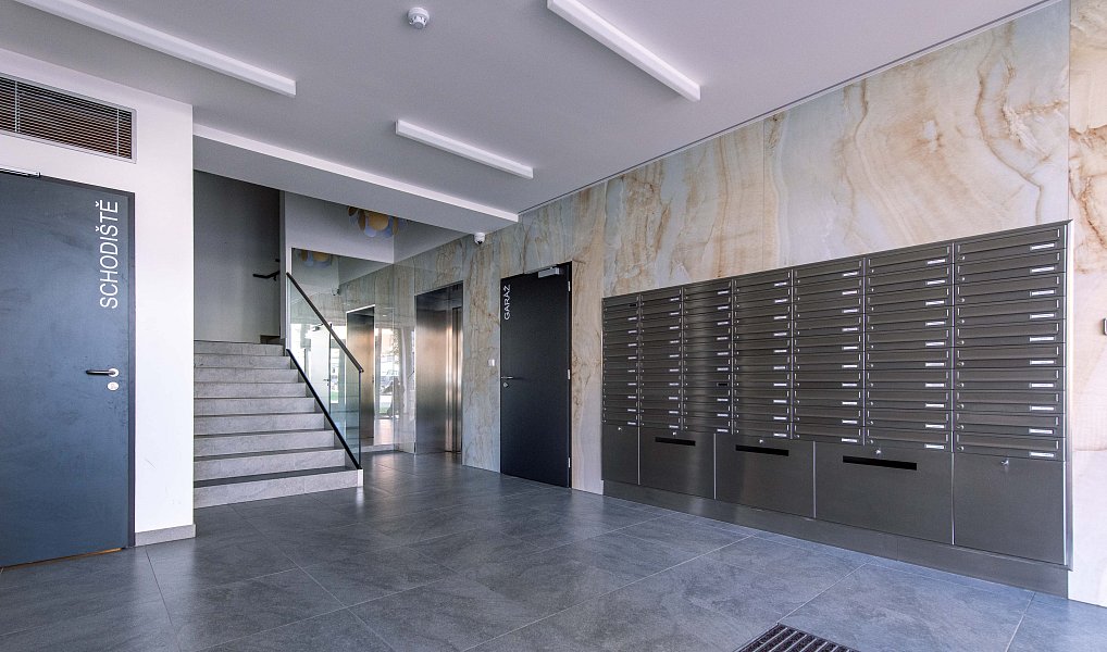 Prodej bytu 4+kk 122 m², Praha – náhled fotky 32