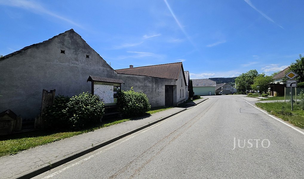 Prodej domu 174 m² s pozemkem 963 m², Kváskovice – náhled fotky 18