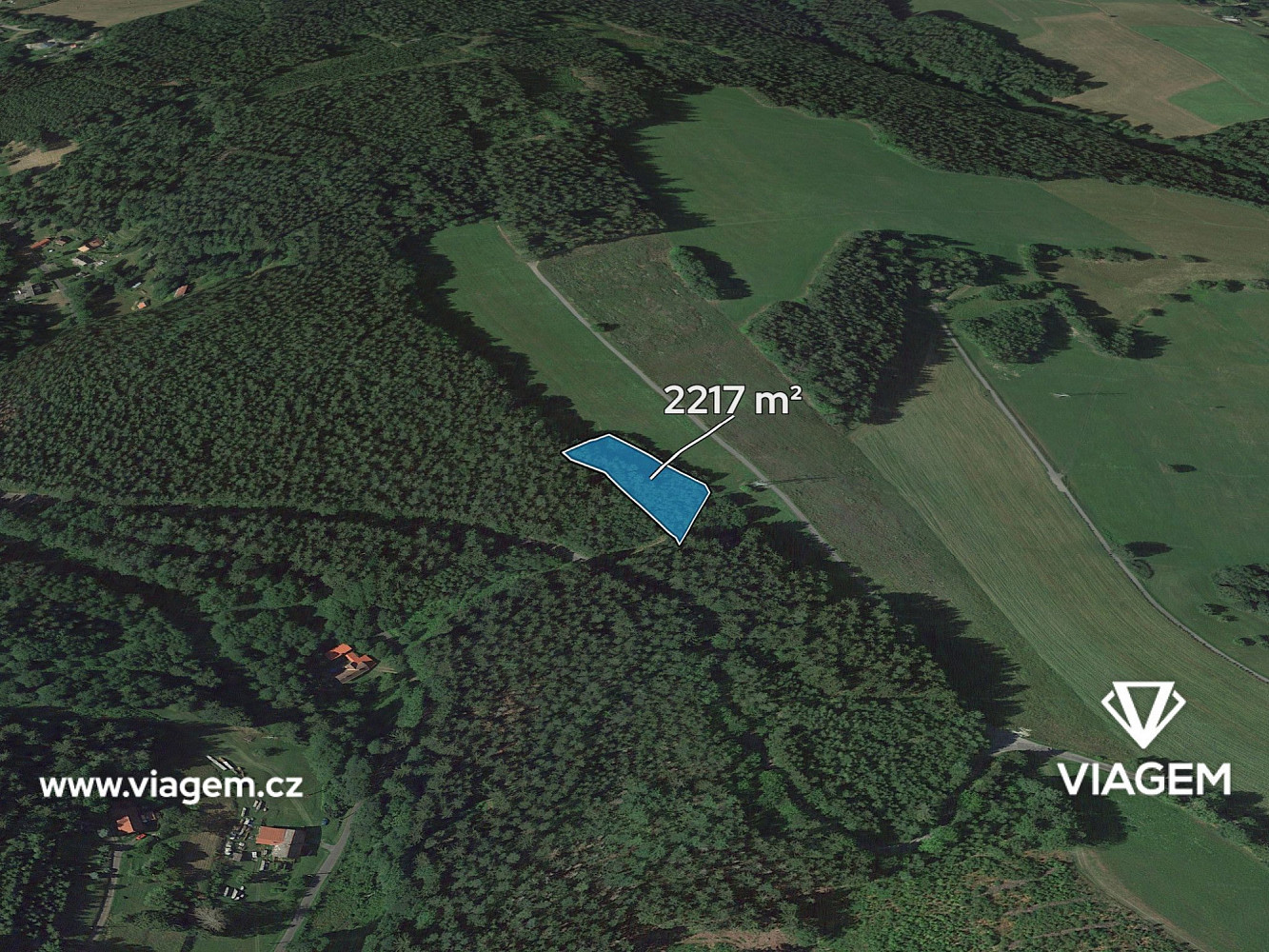 Les 2 217 m², Loužnice