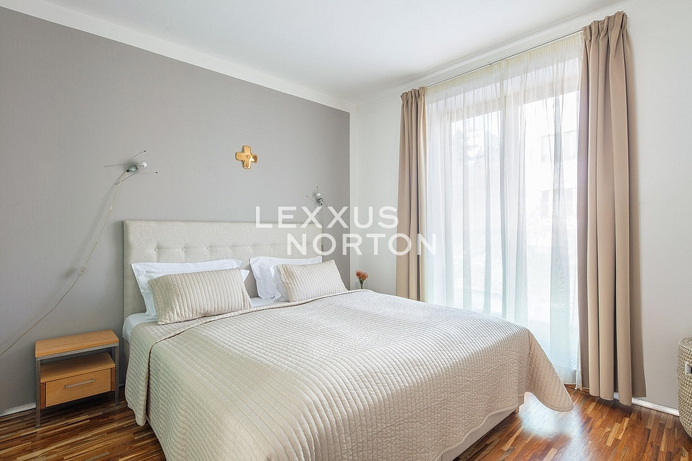 Pronájem bytu 2+kk 45 m² — photo 2