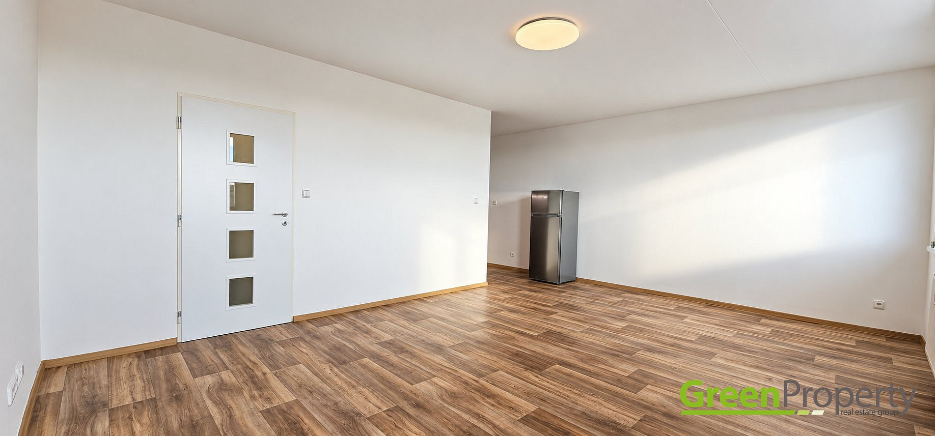 Pronájem bytu 1+kk 36 m² – fotografie 4