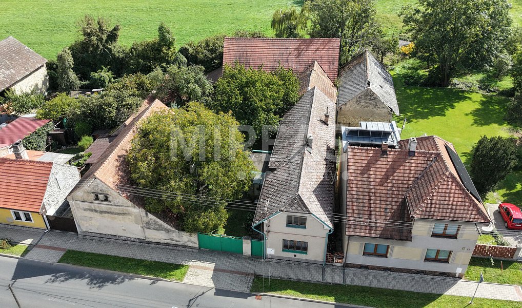 Prodej domu 105 m² s pozemkem 1 102 m², Milovice – náhled fotky 45