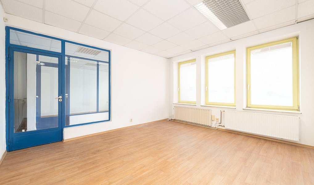 Pronájem kanceláře 179 m², Brno – náhled fotky 3