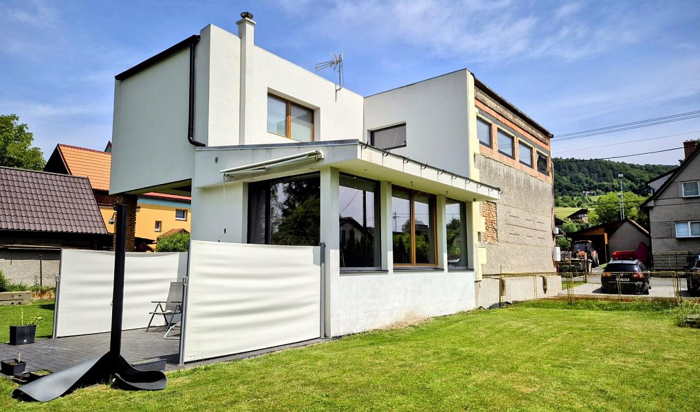 Prodej domu 190 m² s pozemkem 1 457 m², Kopřivnice – fotka 1 z 42