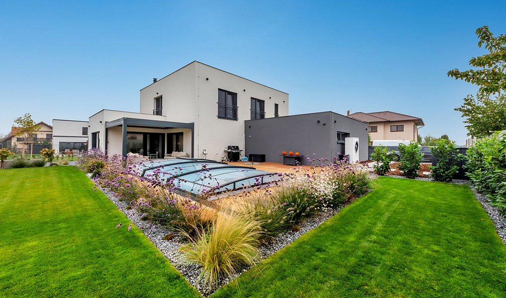 Prodej domu 225 m² s pozemkem 1 290 m², Měšice – fotka 1 z 30