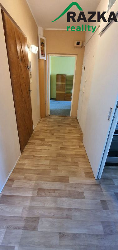 Pronájem bytu 2+1 61 m² – fotografie 3