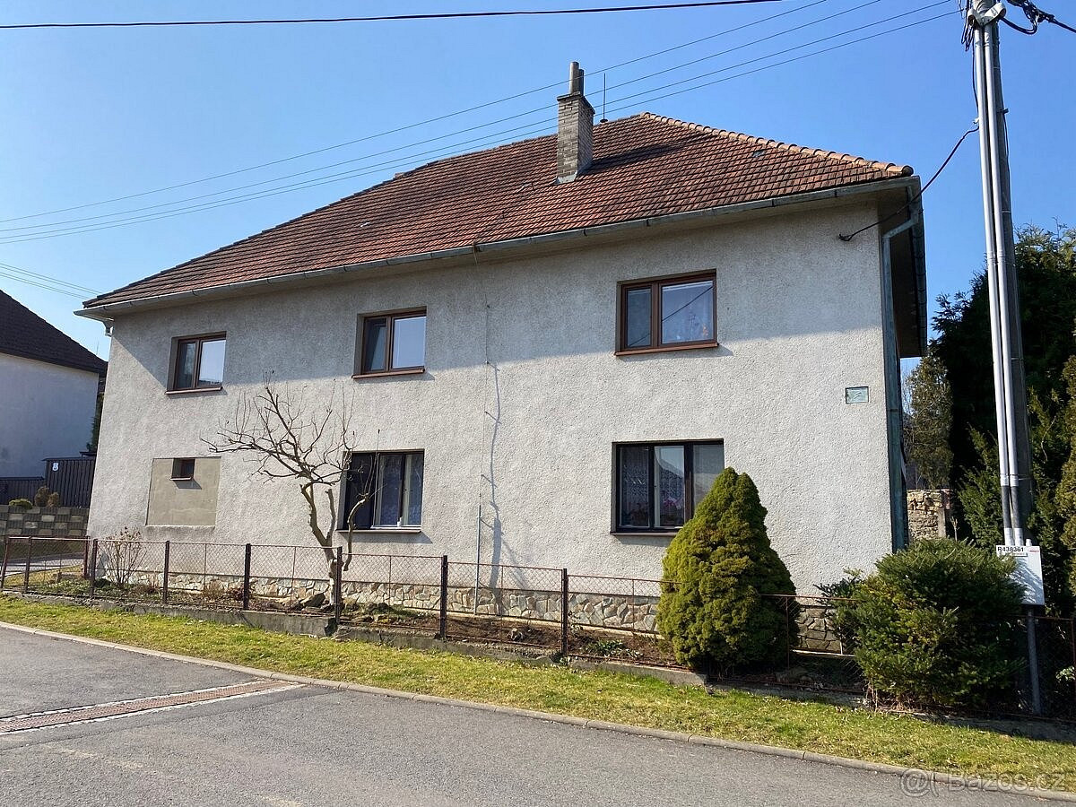 Prodej domu 280 m² s pozemkem 1 010 m²