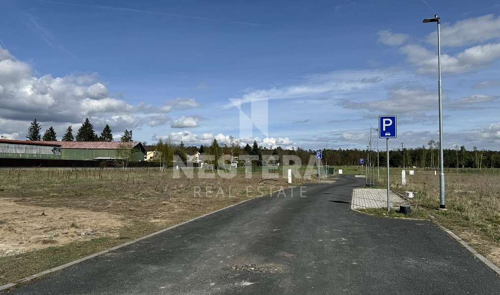 Prodej stavebního pozemku 990 m², Káraný – náhled fotky 10