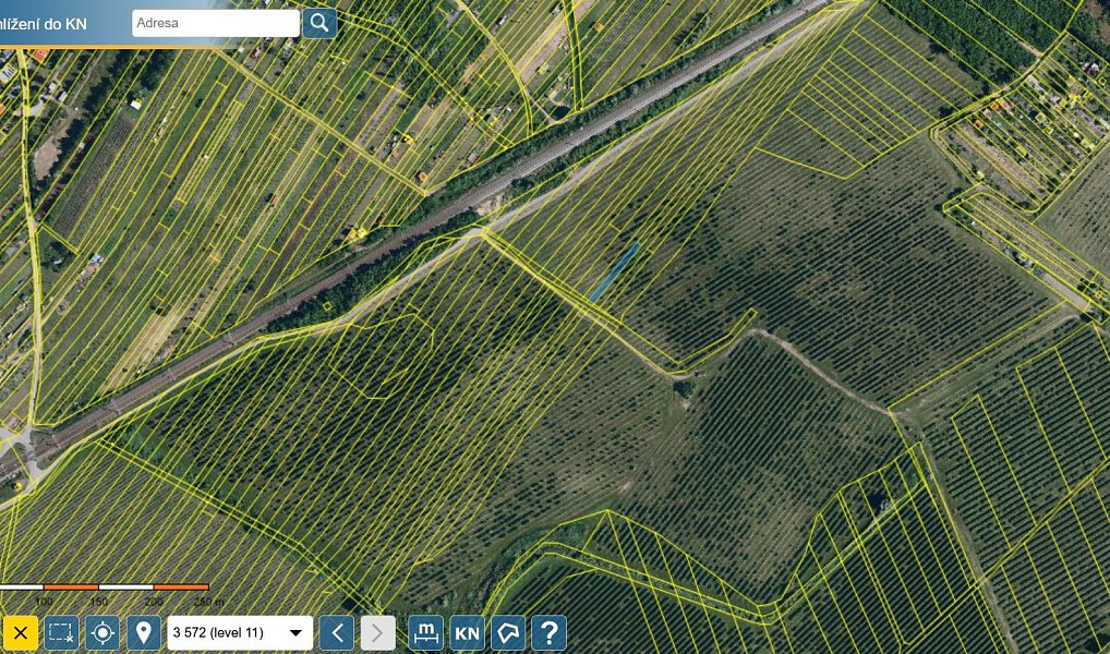 Prodej pole 3 039 m², Lužice – náhled fotky 5