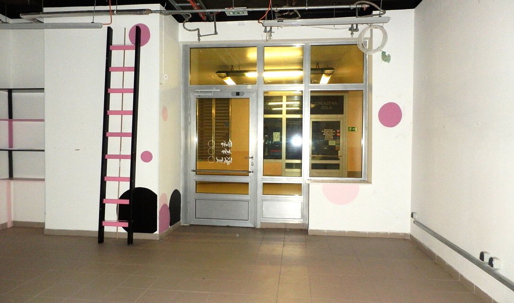 Pronájem obchodních prostor 51 m², Praha – náhled fotky 2