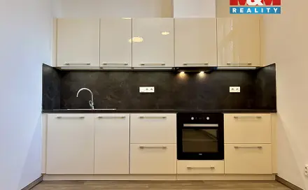 Pronájem bytu 2+kk 60 m²