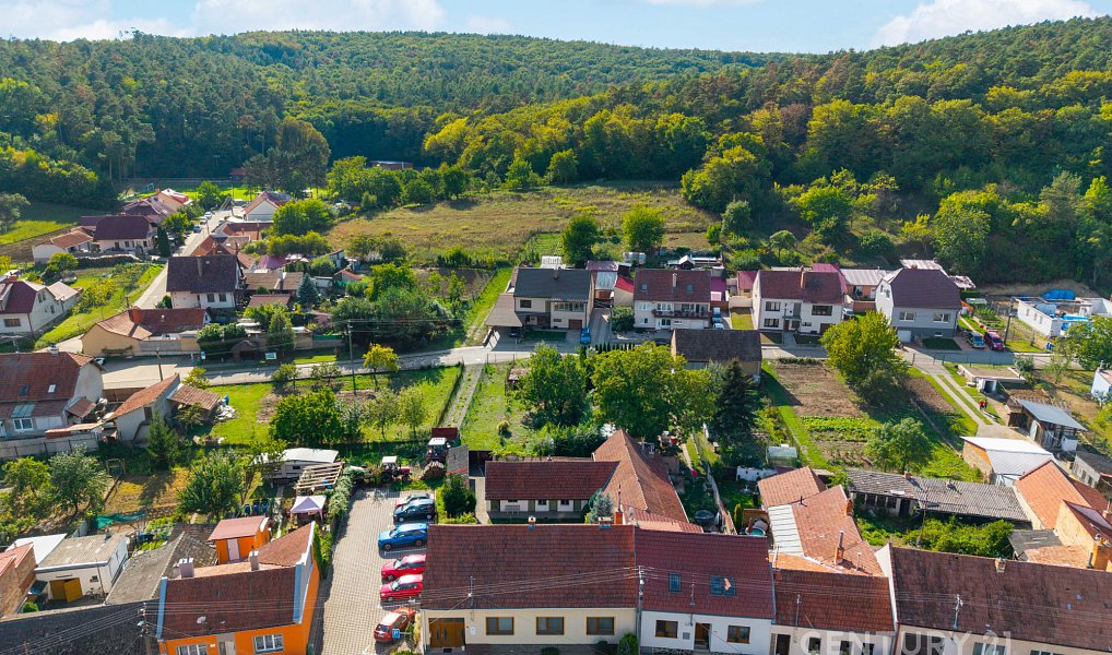 Prodej domu 165 m² s pozemkem 923 m², Uhřice – náhled fotky 21