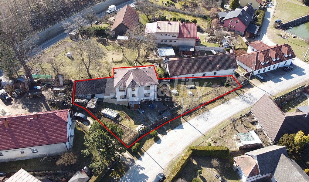 Prodej domu 282 m² s pozemkem 725 m², Kamenice – náhled fotky 5