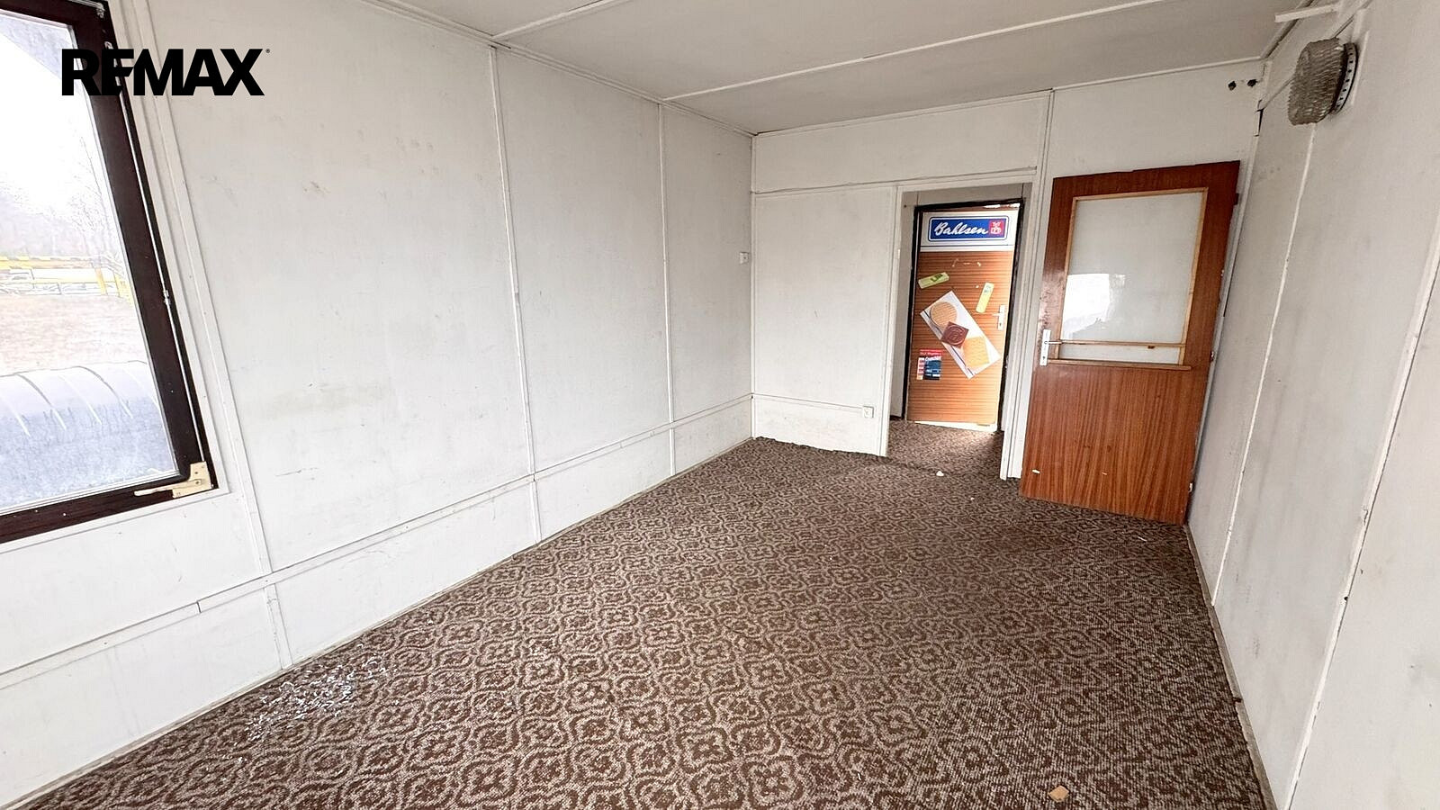 Pronájem obchodních prostor 18 m² – fotografie 4