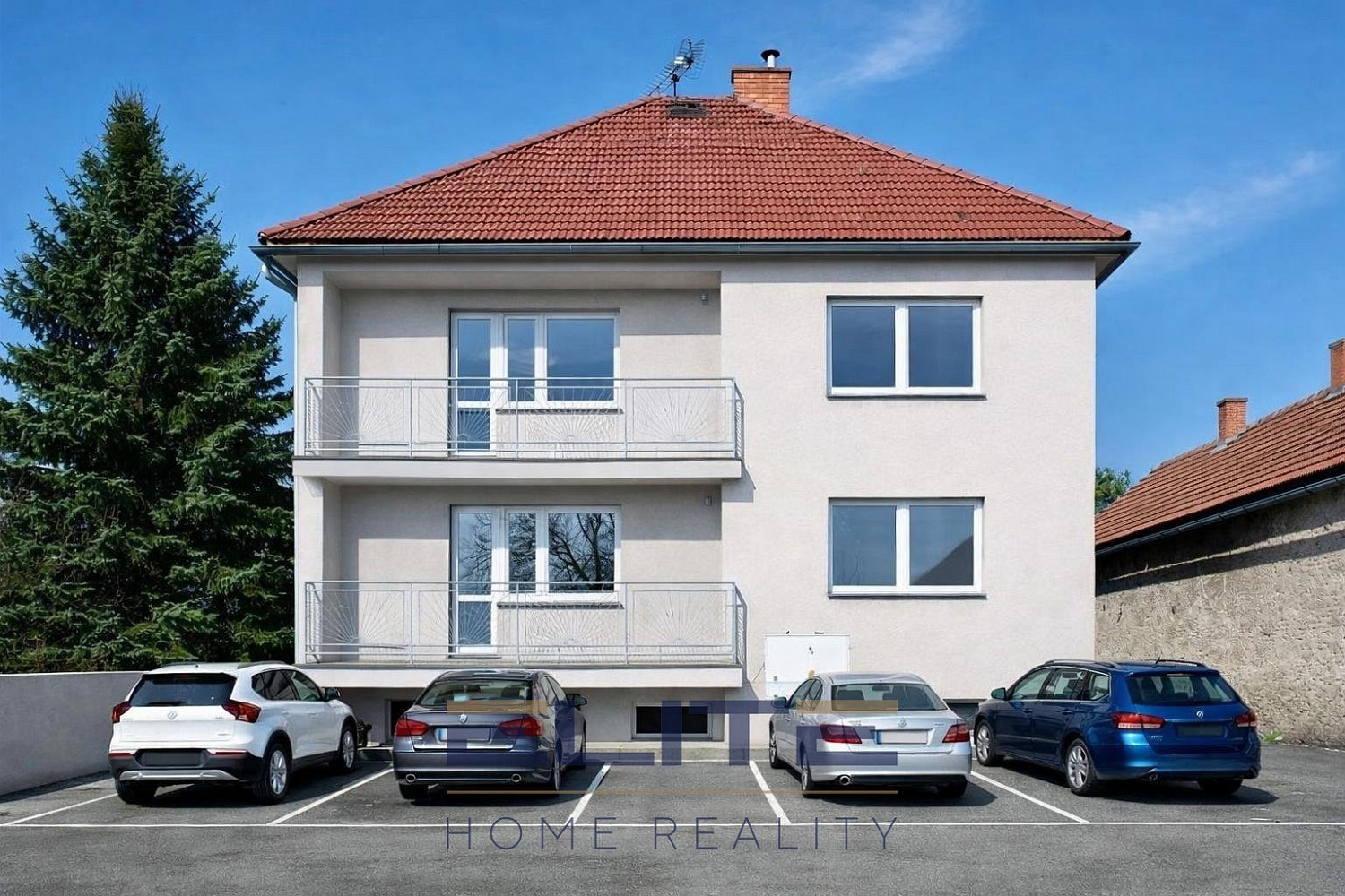 Prodej domu 253 m² s pozemkem 791 m²