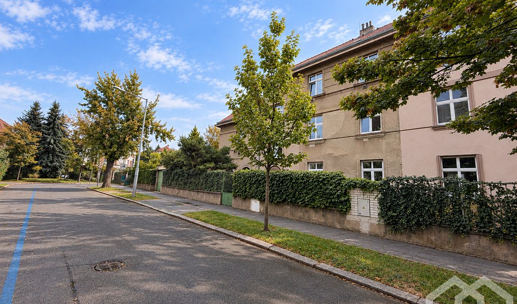 Prodej bytu 3+kk 87 m², Praha – náhled fotky 30