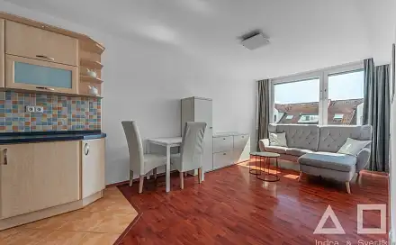 Pronájem bytu 2+kk 45 m², U zeleného ptáka, Praha 4 - Kunratice