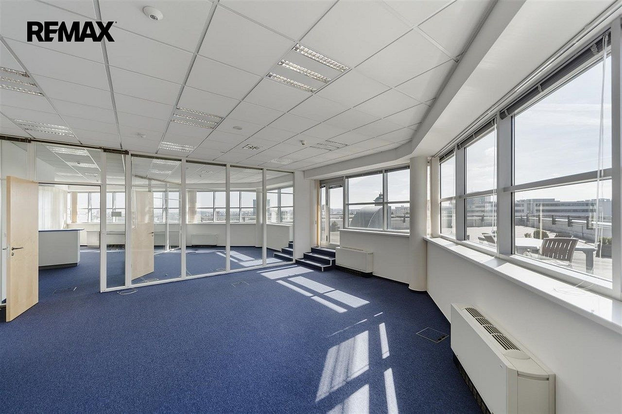 Pronájem kanceláře 250 m² - Widok 2