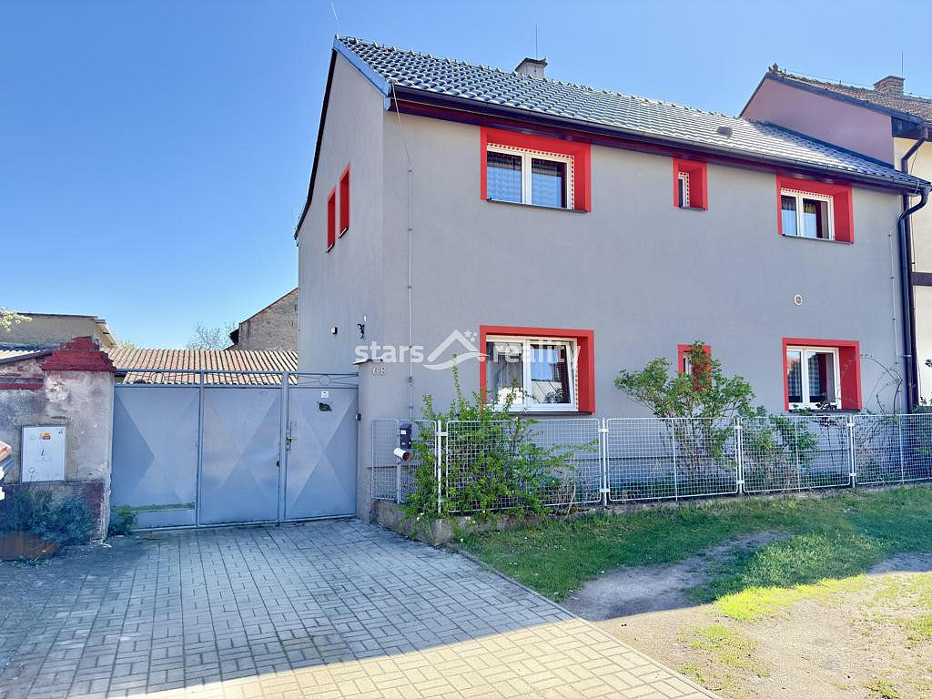 Prodej domu 179 m² s pozemkem 414 m²