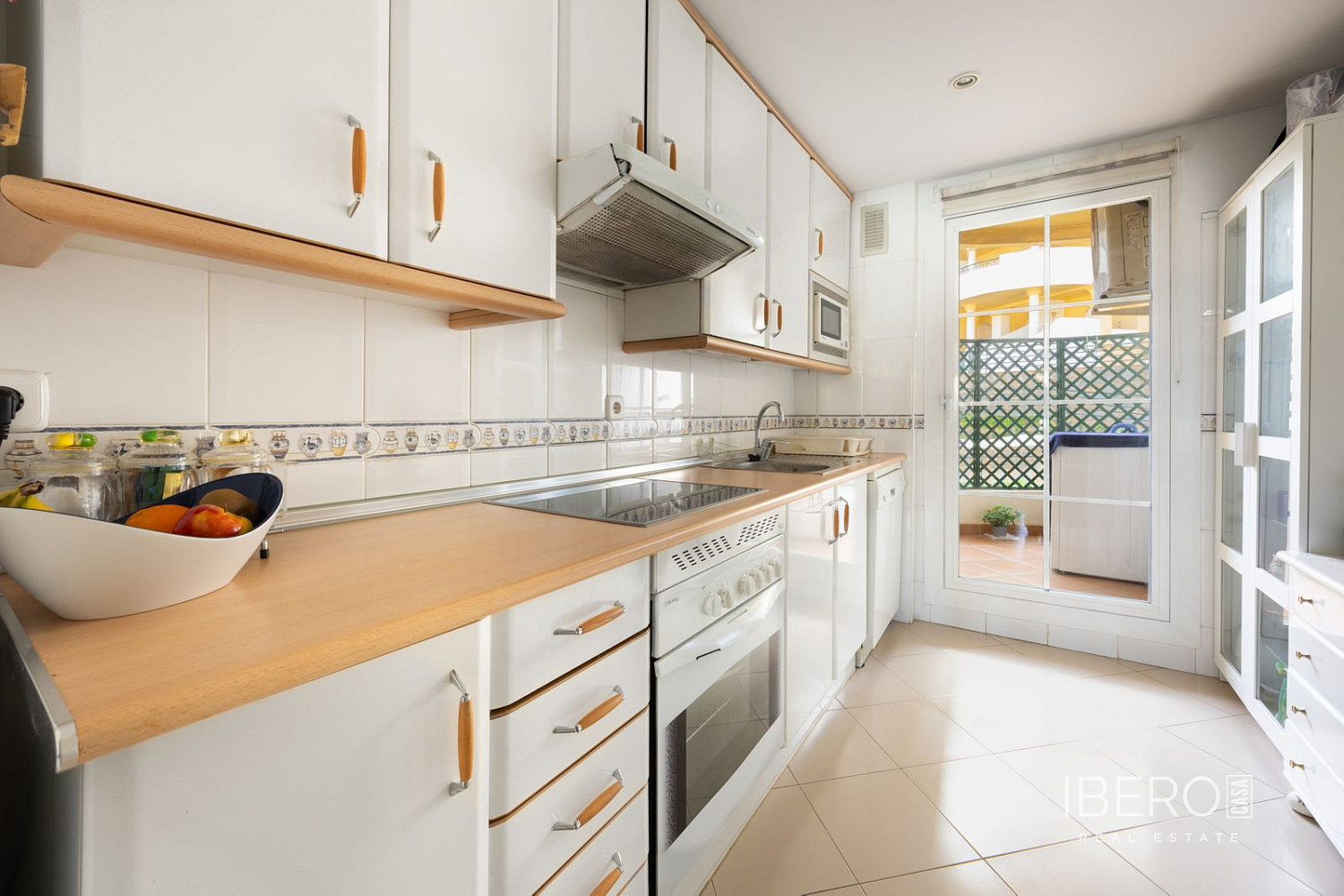 Piso 3+kk – Marbella, Nueva Andalucía - Vista 4