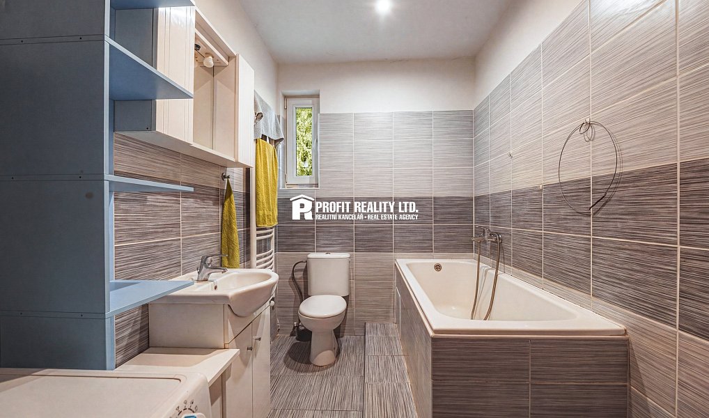 Prodej domu 164 m² s pozemkem 2 727 m², Beroun – náhled fotky 9