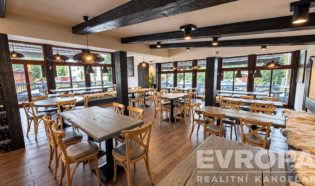 Prodej restaurace 528 m², Harrachov – náhled fotky 11