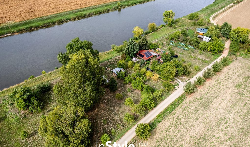 Prodej zahrady 1 689 m², Uherský Ostroh – náhled fotky 16