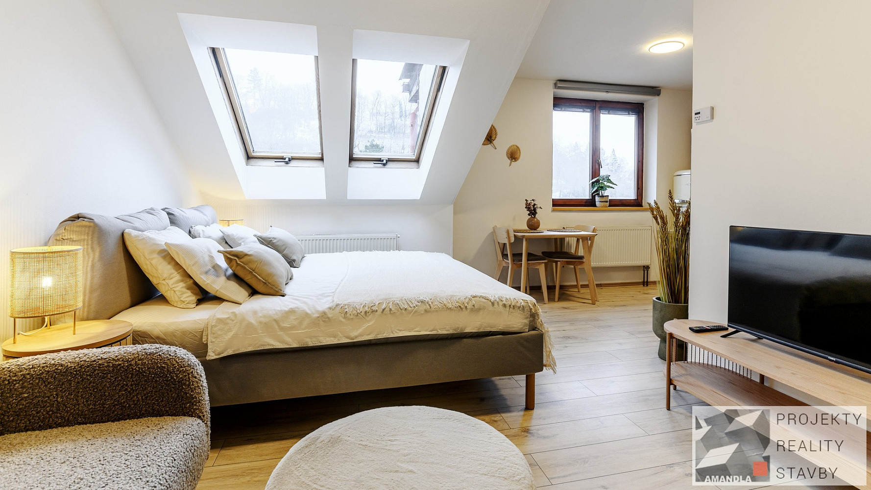 Pronájem bytu 1+kk 32 m² — photo 2