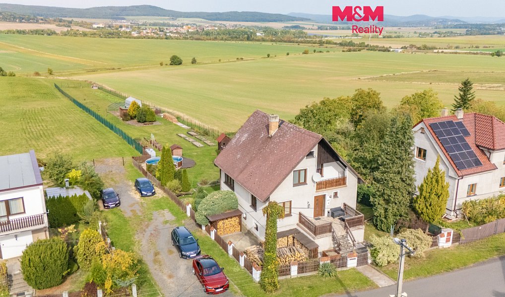 Prodej rodinného domu, 165 m², Beroun, Újezd