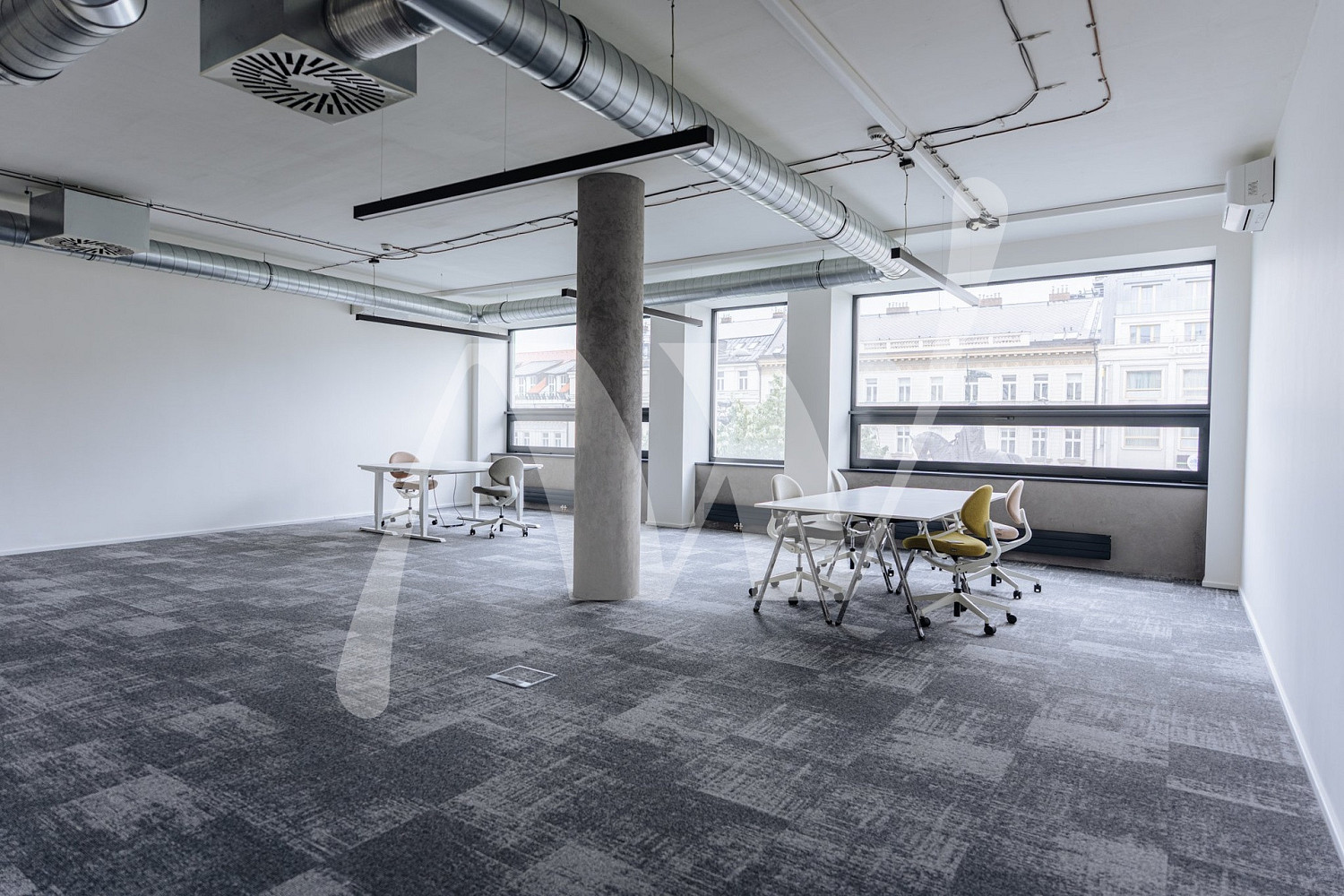 Pronájem kanceláře 326 m² — photo 4