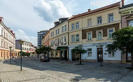 Pronájem bytu 2+kk 72 m², Dolní náměstí, Vsetín