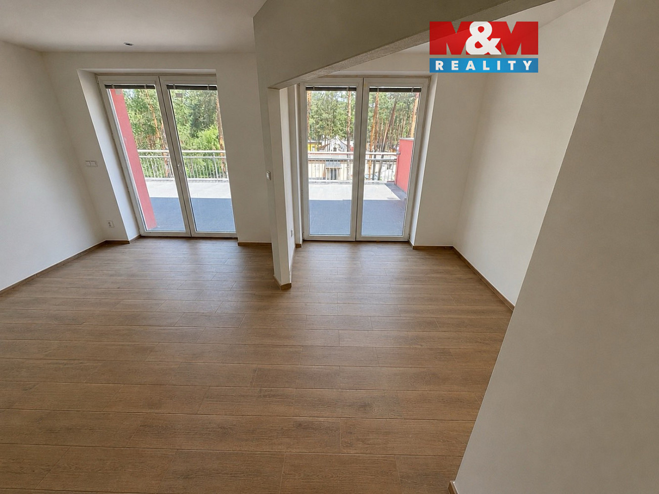 Prodej nájemního domu, činžáku 842 m²