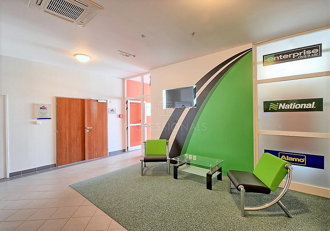 Pronájem kanceláře 83 m² – fotografie 3